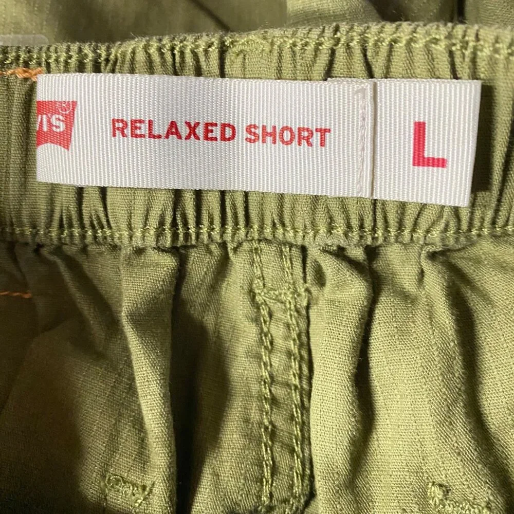 Levis Boys Relaxed Fit Cargo shorts‎ L NWT